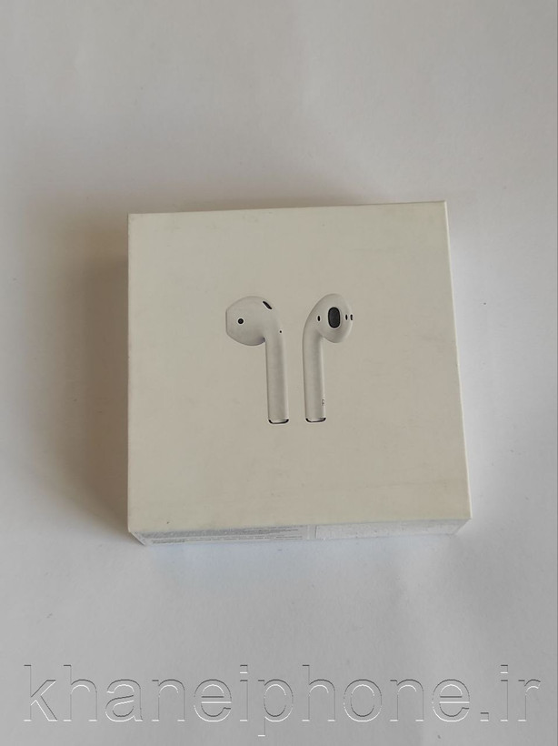 جعبه سفید مینیمال ایرپاد نسل دوم اپل با لوگوی اپل