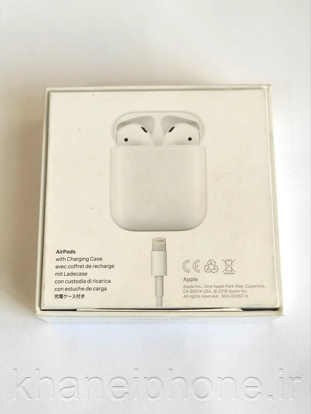جعبه سفید مینیمال ایرپاد نسل دوم اپل با لوگوی اپل