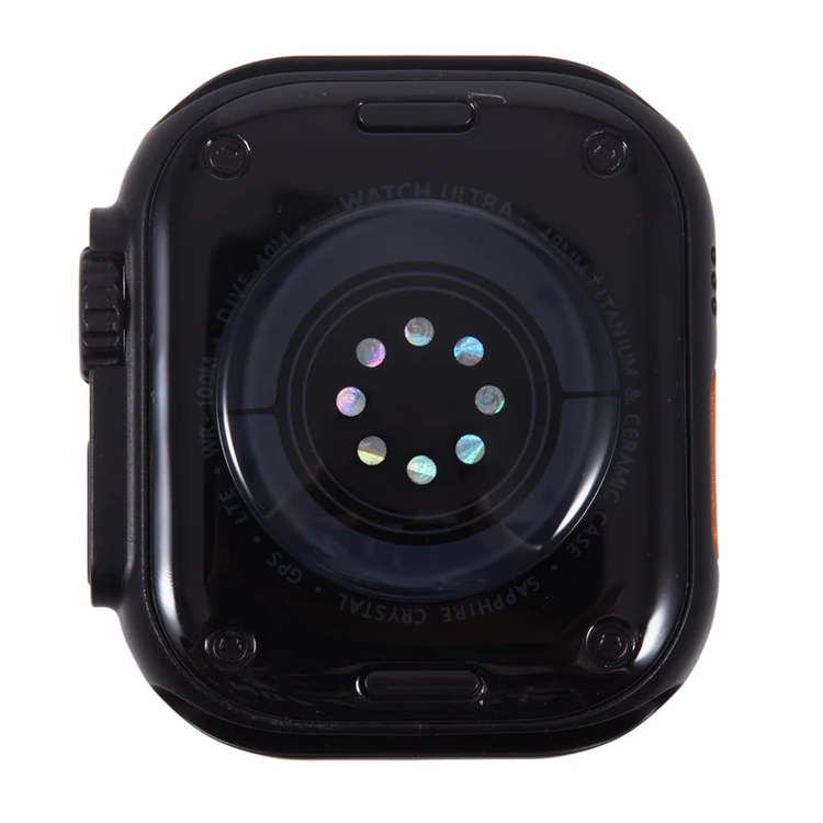 ماکت اپل واچ اولترا و اولترا ۲ با بدنه تیتانیوم نچرال و تیتانیوم مشکی، نمای نزدیک از طراحی لوکس و دقیق ساعت با صفحه نمایش بزرگ و دکمههای کناری.