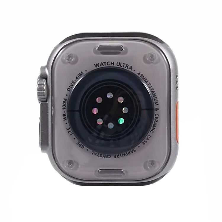 ماکت اپل واچ اولترا و اولترا ۲ با بدنه تیتانیوم نچرال و تیتانیوم مشکی، نمای نزدیک از طراحی لوکس و دقیق ساعت با صفحه نمایش بزرگ و دکمههای کناری.